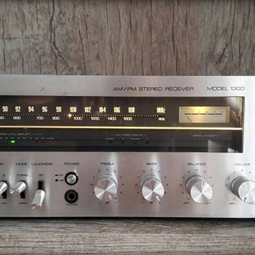 Conserto de Som, Receiver, Toca discos, amplificador e toda linha de áudio. Tel:(31)3275 3315