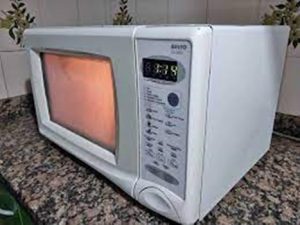 Assistência Forno de Micro-ondas em BH Tel: 3275 3315